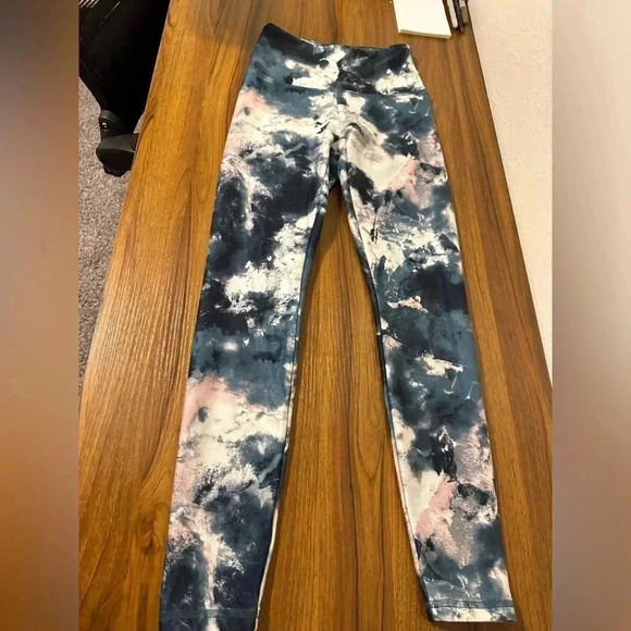 Marika Balance Collection Tie Dye Watercolor Leggings Women's Small - Picture 7 of 12